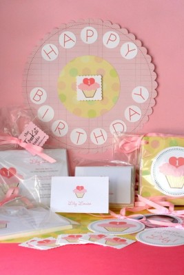 tomkat-b-day-set