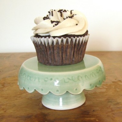 vegan-cupcake-stand-in-green