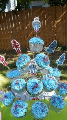 robot cupcake (Large)