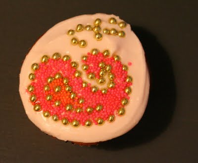 I love the detail put into decorating these Pistachio and Cardamom with Mango Frosting Cupcakes. 